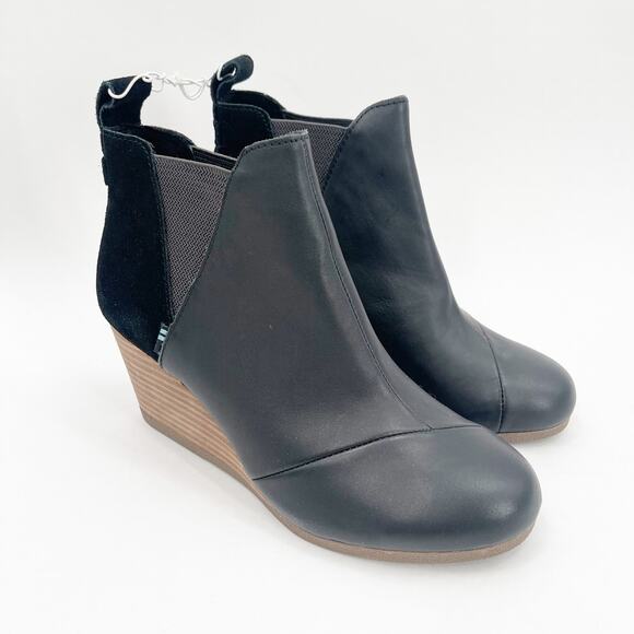 TOMS Boots Size 6 Women's Kelsey Ankle NWOT Black Leather NEW Wedge Slip On - Picture 1 of 12